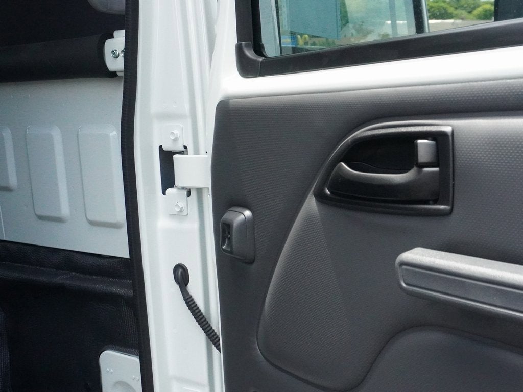 2025 Chevrolet Low Cab Forward 4500 Base