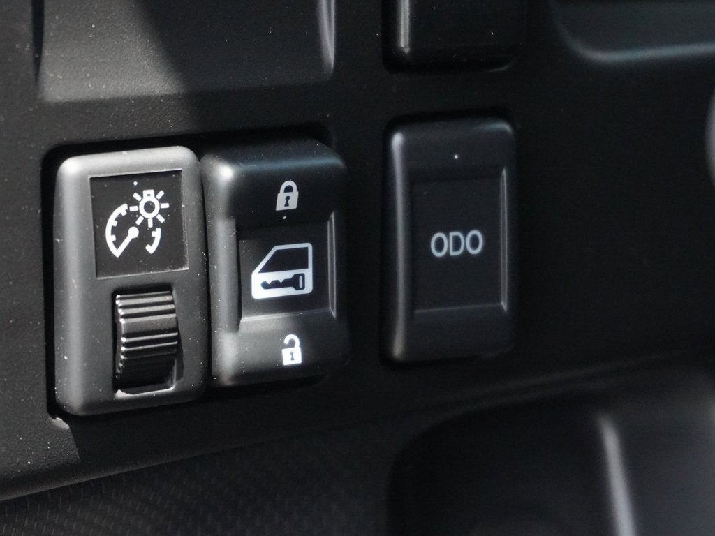 2025 Chevrolet Low Cab Forward 4500 Base