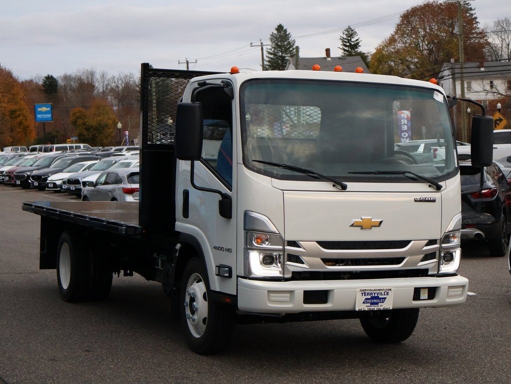 2025 Chevrolet Low Cab Forward 4500 Base