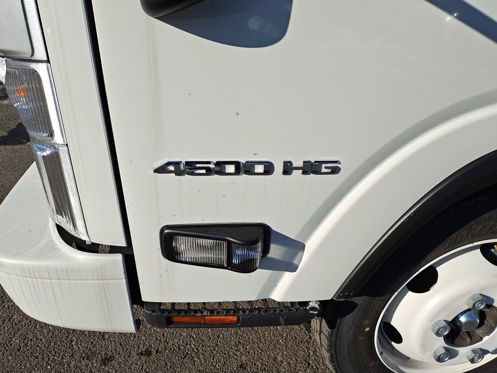 2025 Chevrolet Low Cab Forward 4500 Base