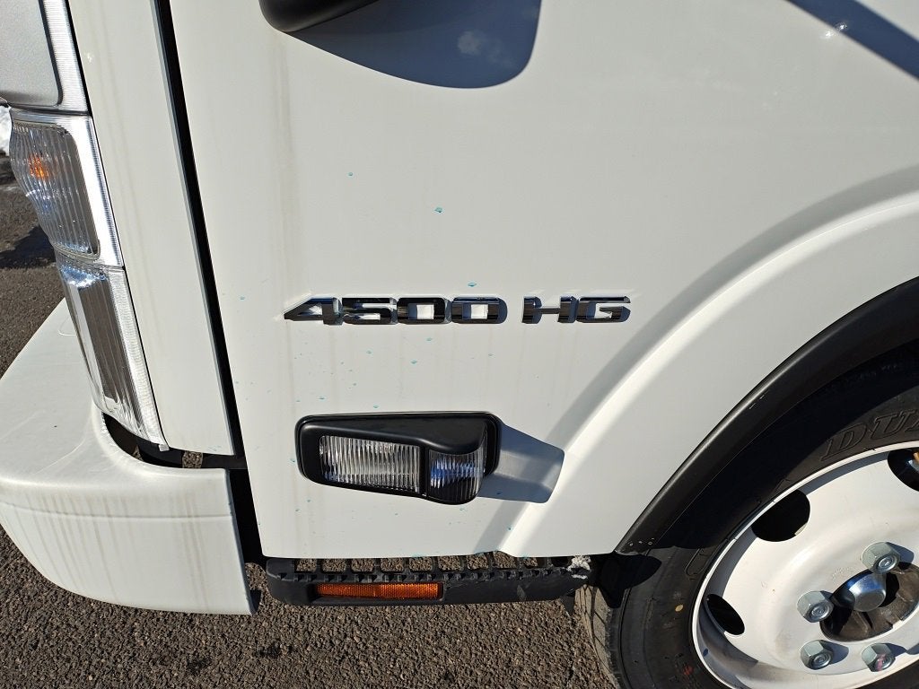 2025 Chevrolet Low Cab Forward 4500 Base