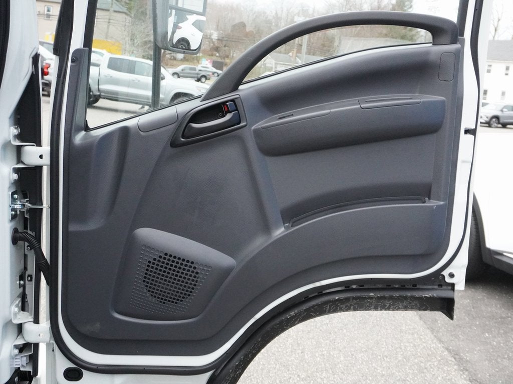 2025 Chevrolet Low Cab Forward 5500 HG Base