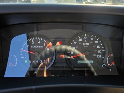 2025 Chevrolet Low Cab Forward 5500 HG Base