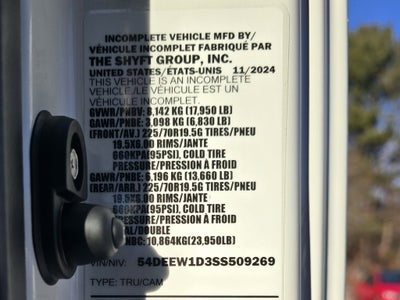 2025 Chevrolet Low Cab Forward 5500 HG Base