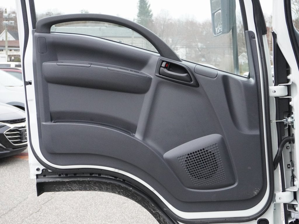 2025 Chevrolet Low Cab Forward 5500 HG Base