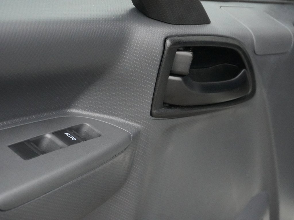 2025 Chevrolet Low Cab Forward 5500 HG Base