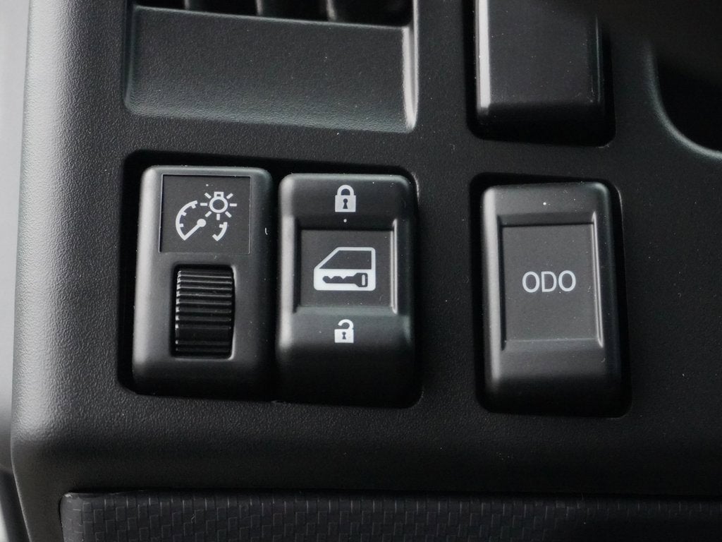 2025 Chevrolet Low Cab Forward 5500 HG Base