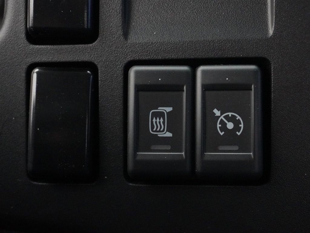 2025 Chevrolet Low Cab Forward 5500 HG Base