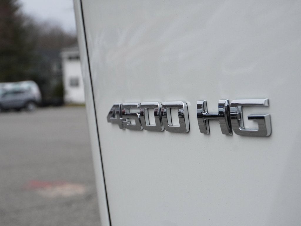 2025 Chevrolet Low Cab Forward 5500 HG Base