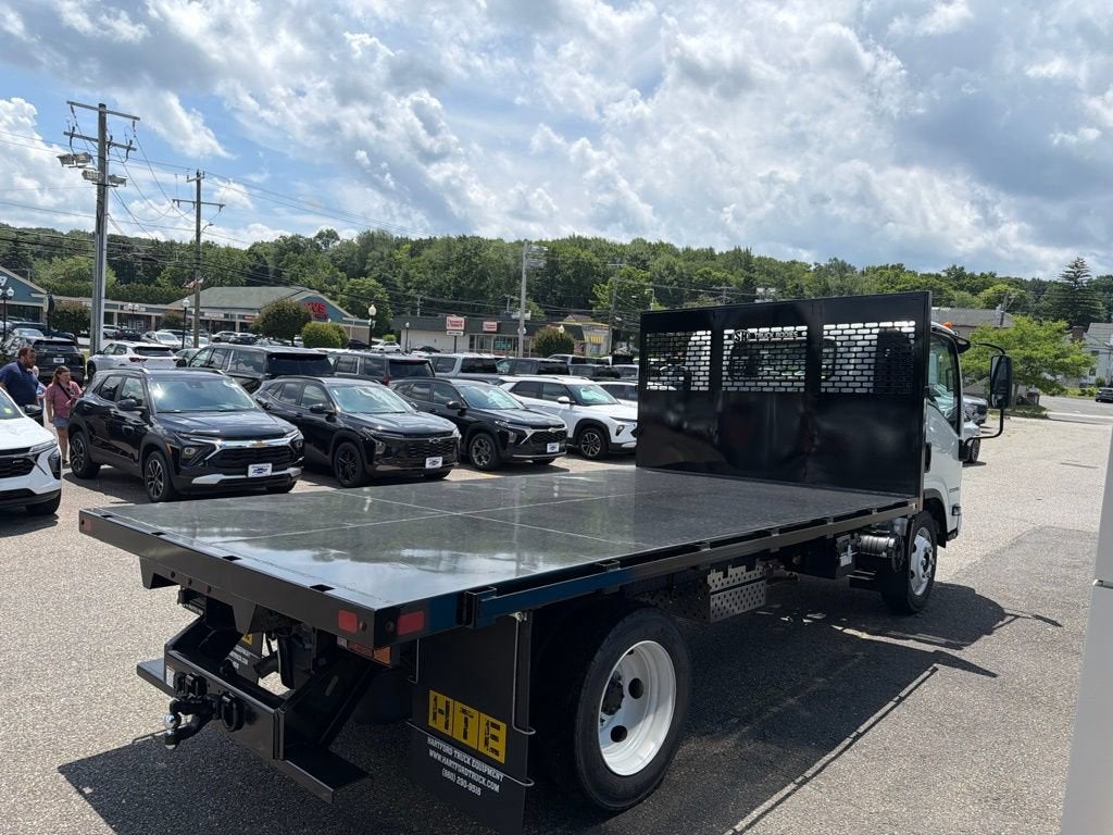 2025 Chevrolet Low Cab Forward 5500 HG Base