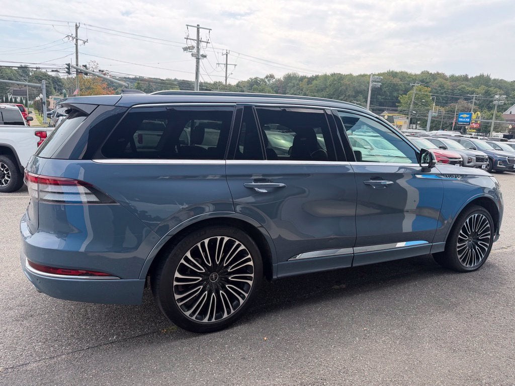 2025 Lincoln Aviator Black Label