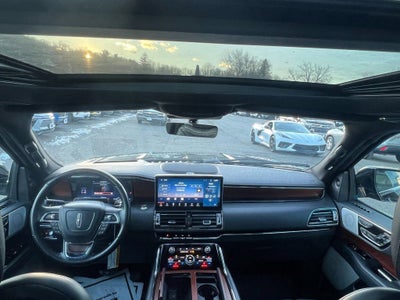 2022 Lincoln Navigator Reserve