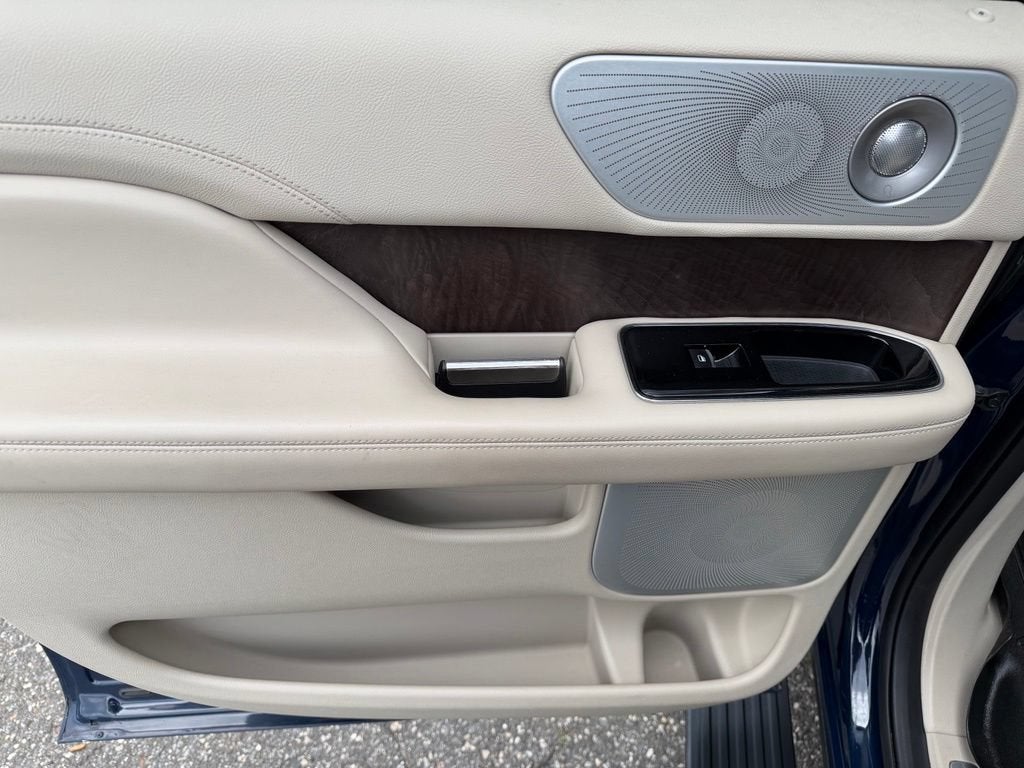 2020 Lincoln Navigator L Reserve