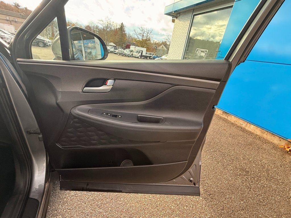 2019 Hyundai Santa Fe SE