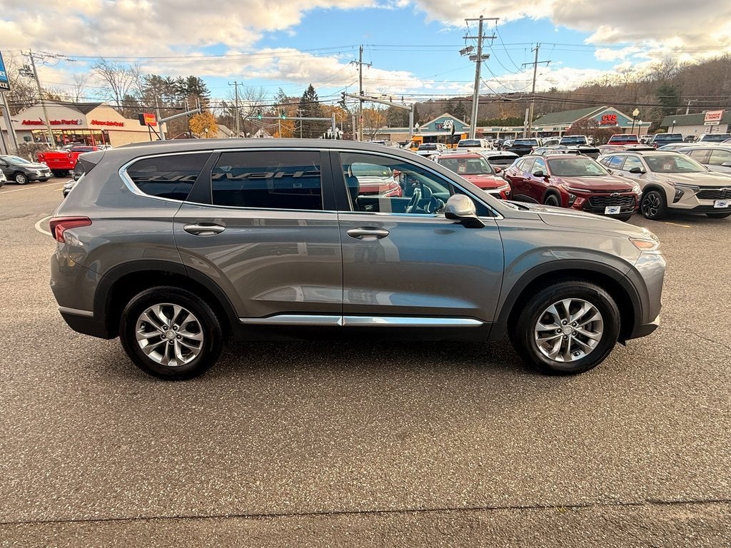 2019 Hyundai Santa Fe SE