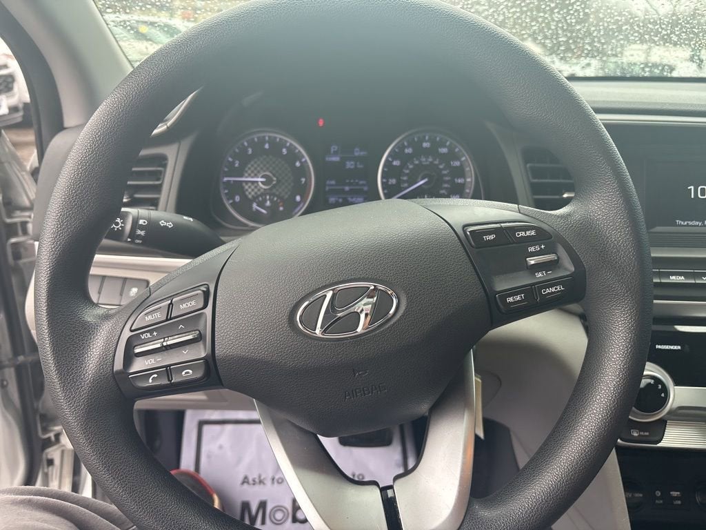 2019 Hyundai Elantra SE