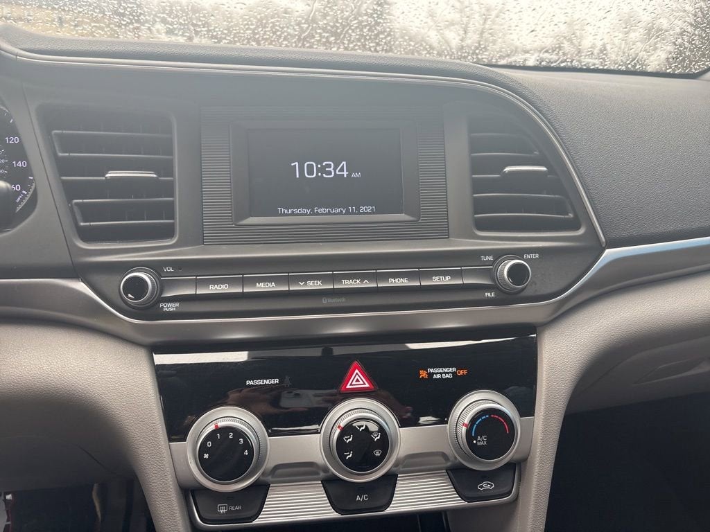 2019 Hyundai Elantra SE