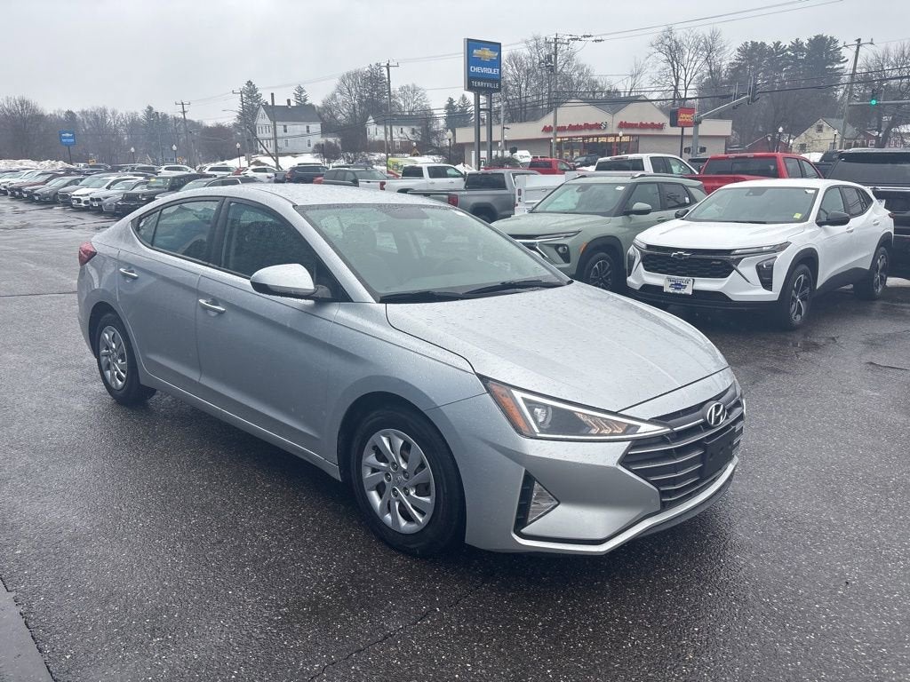 2019 Hyundai Elantra SE