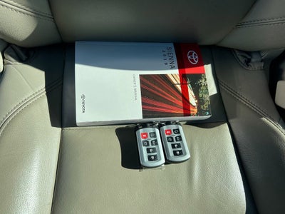 2019 Toyota Sienna XLE