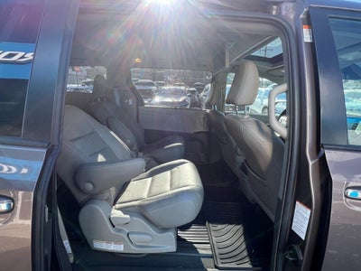 2019 Toyota Sienna XLE