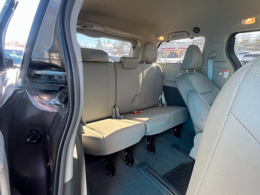 2019 Toyota Sienna XLE