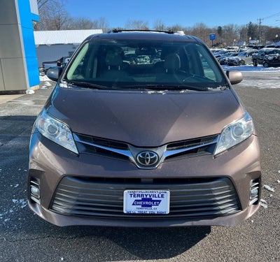 2019 Toyota Sienna XLE