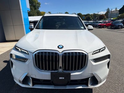 2024 BMW X7 xDrive40i