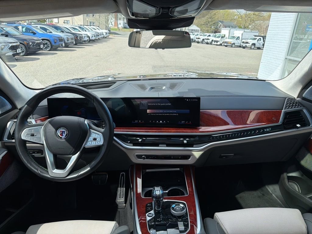 2024 BMW X7 ALPINA XB7