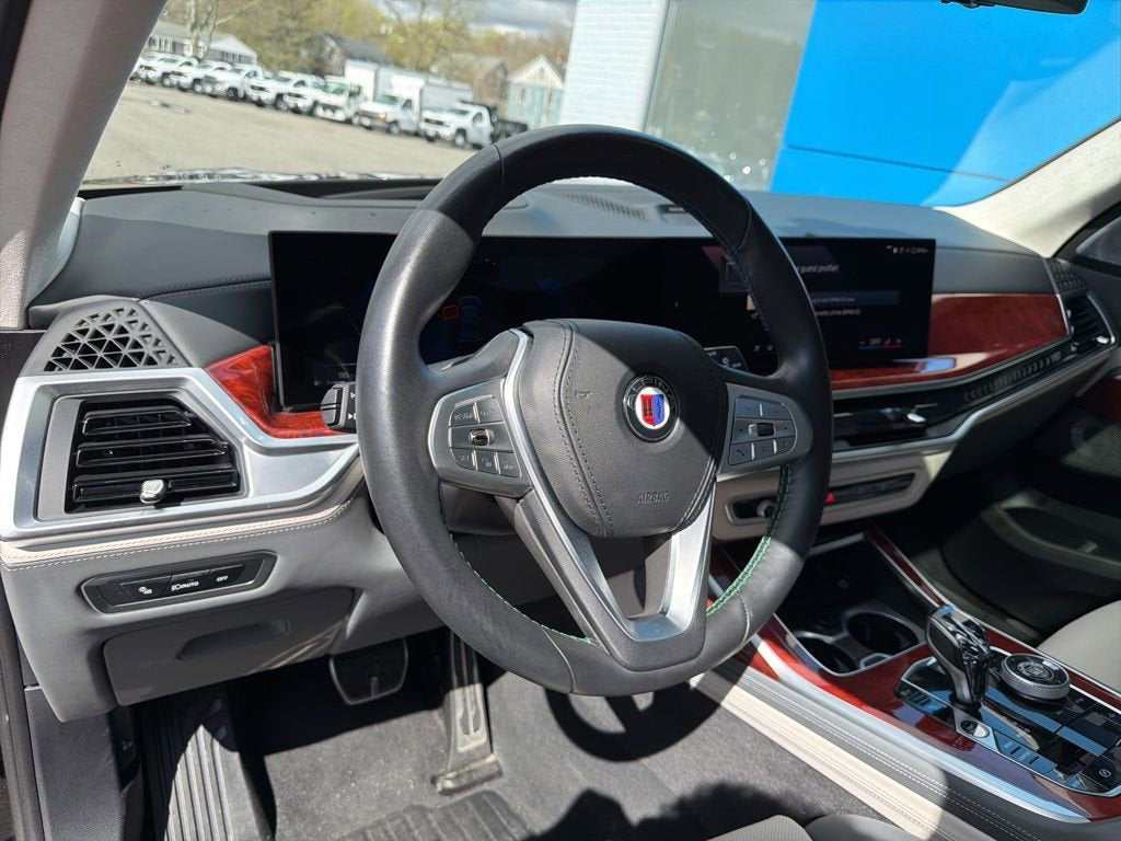 2024 BMW X7 ALPINA XB7