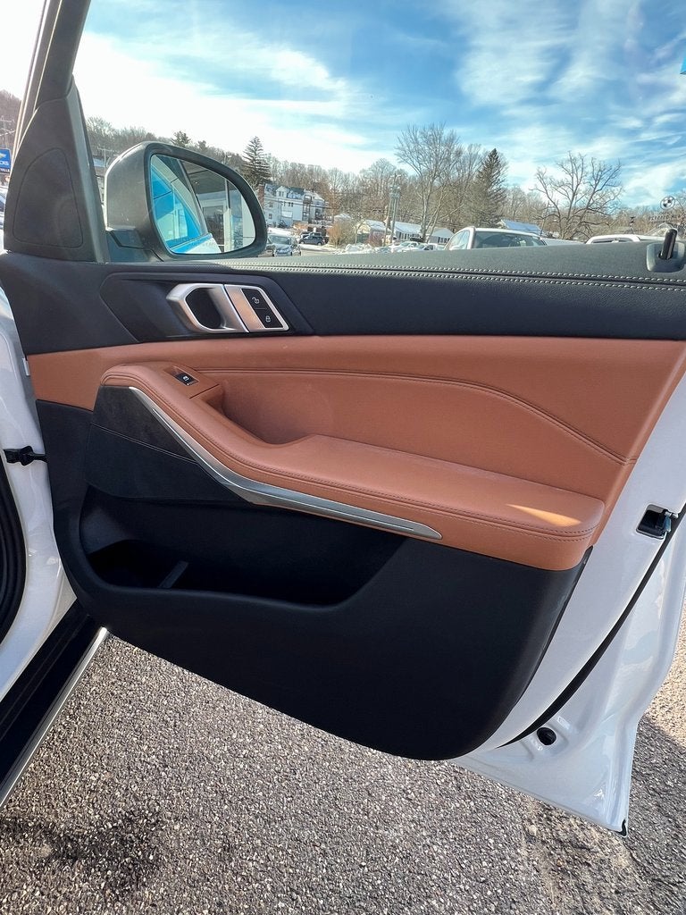 2025 BMW X5 xDrive50e