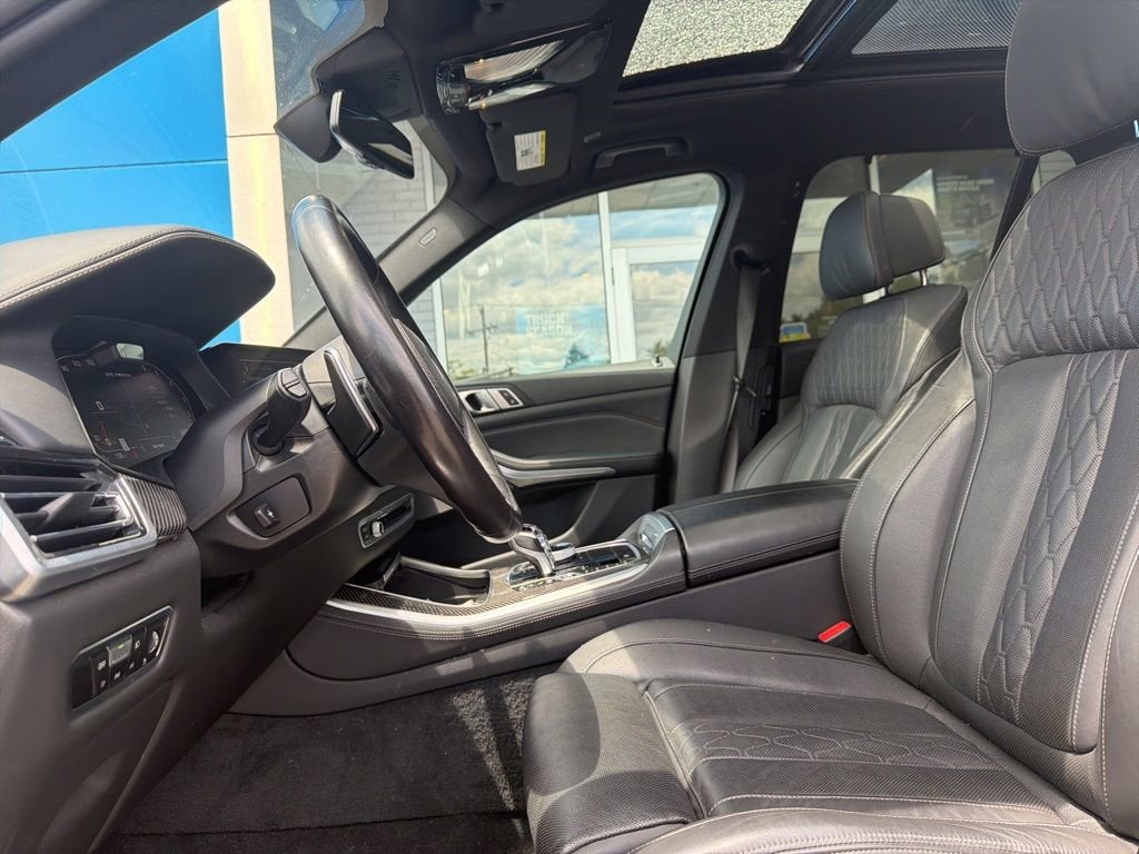 2023 BMW X5 M50i