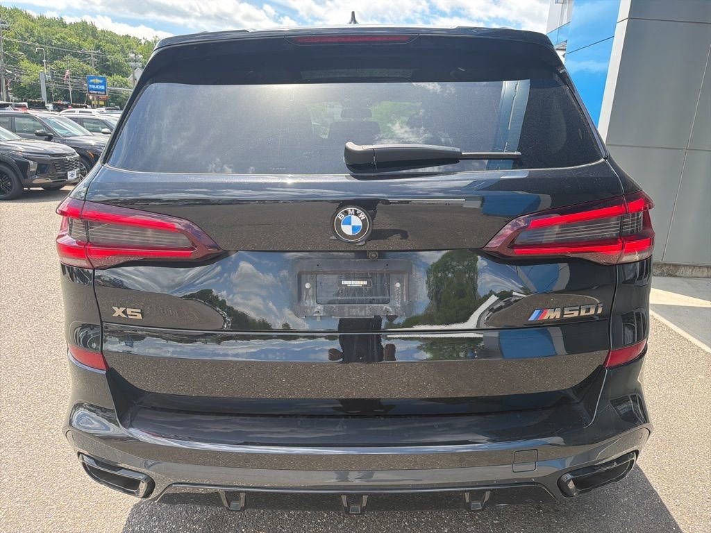 2023 BMW X5 M50i