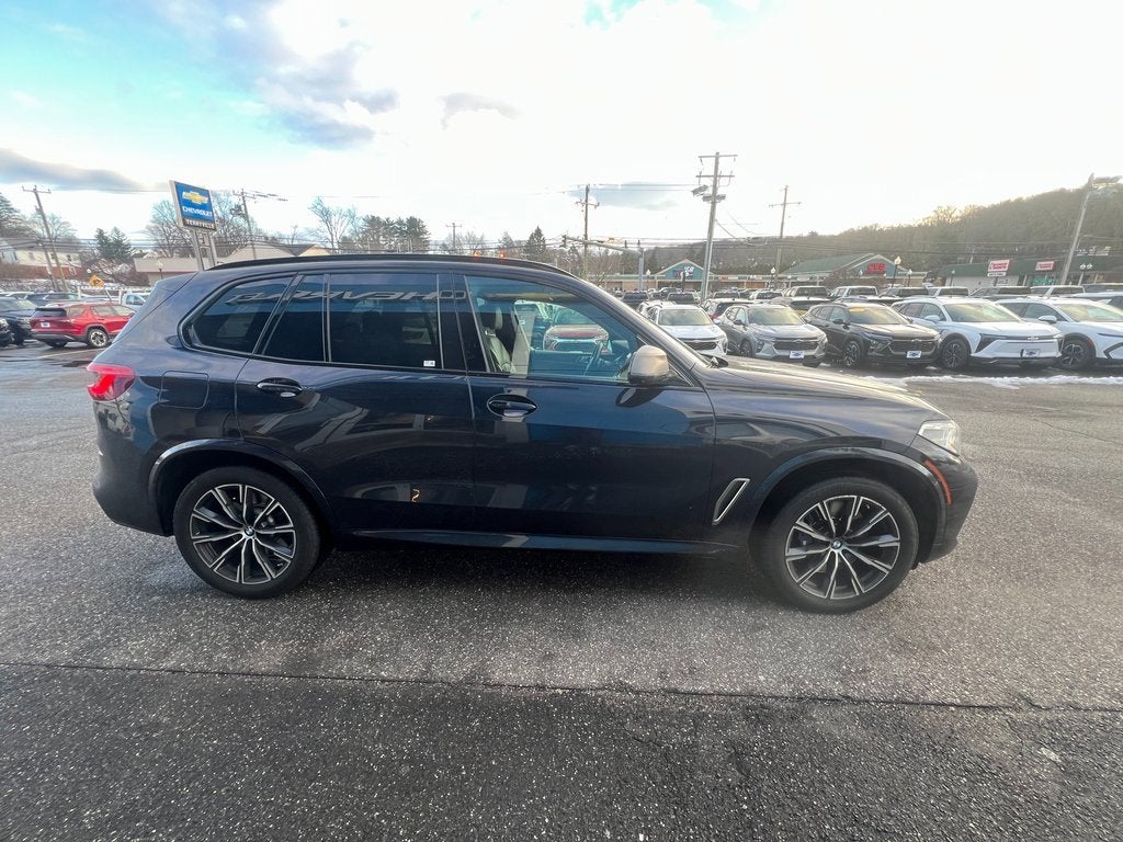 2020 BMW X5 M50i