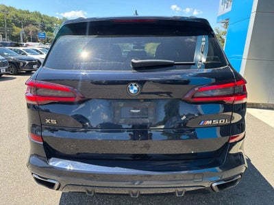 2022 BMW X5 M50i