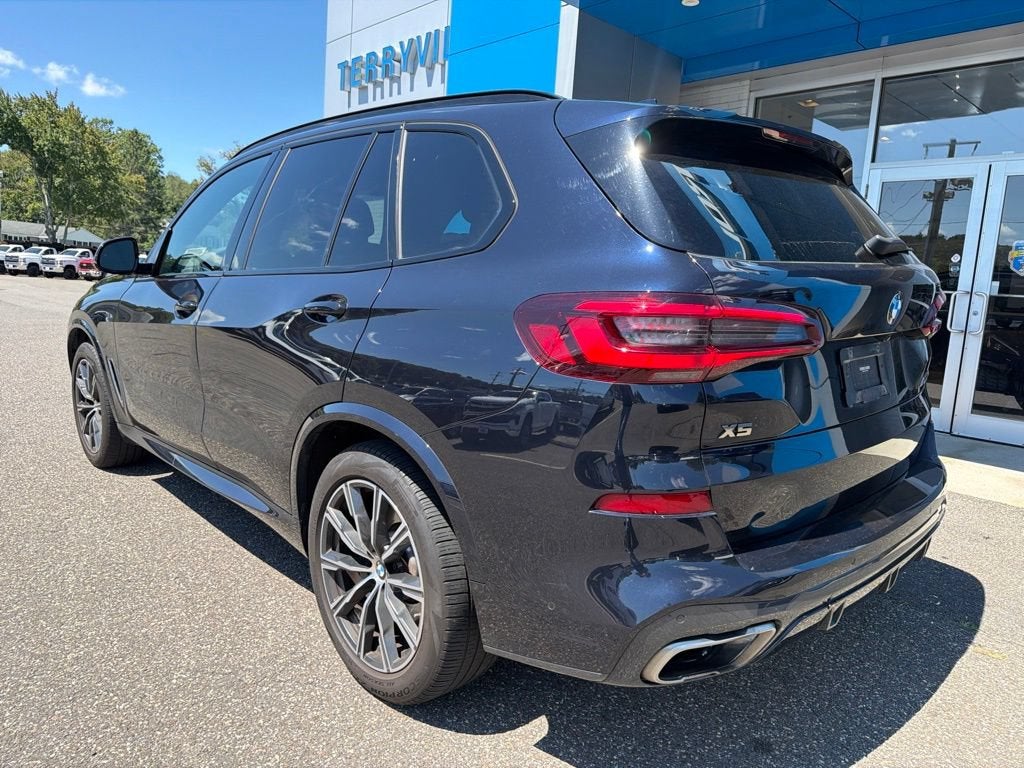 2022 BMW X5 M50i