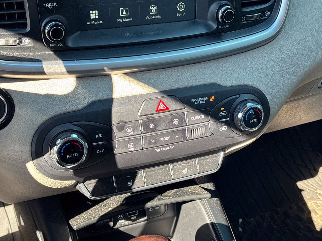 2017 Kia Sorento LX