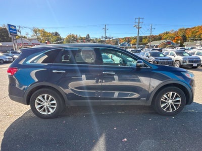2017 Kia Sorento LX