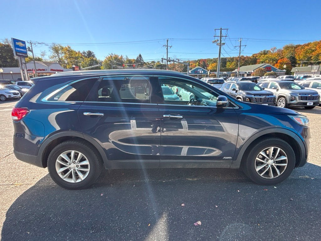 2017 Kia Sorento LX
