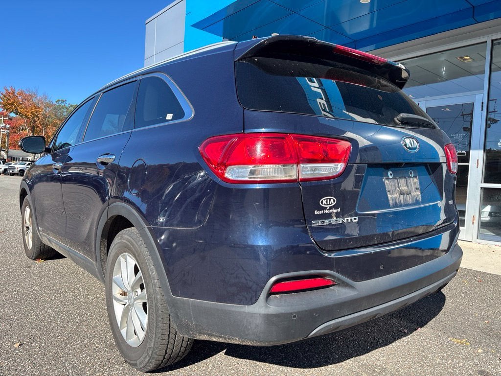 2017 Kia Sorento LX