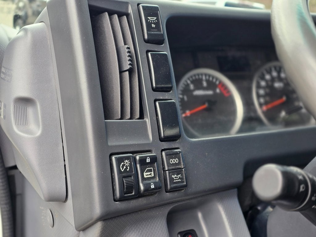 2014 Isuzu NPR DSL REG AT ECO-MAX IBT PWL