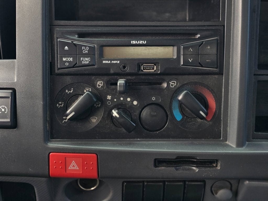 2014 Isuzu NPR DSL REG AT ECO-MAX IBT PWL