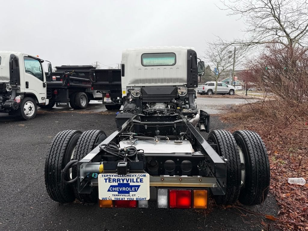 2025 Chevrolet Low Cab Forward 4500 HD Base