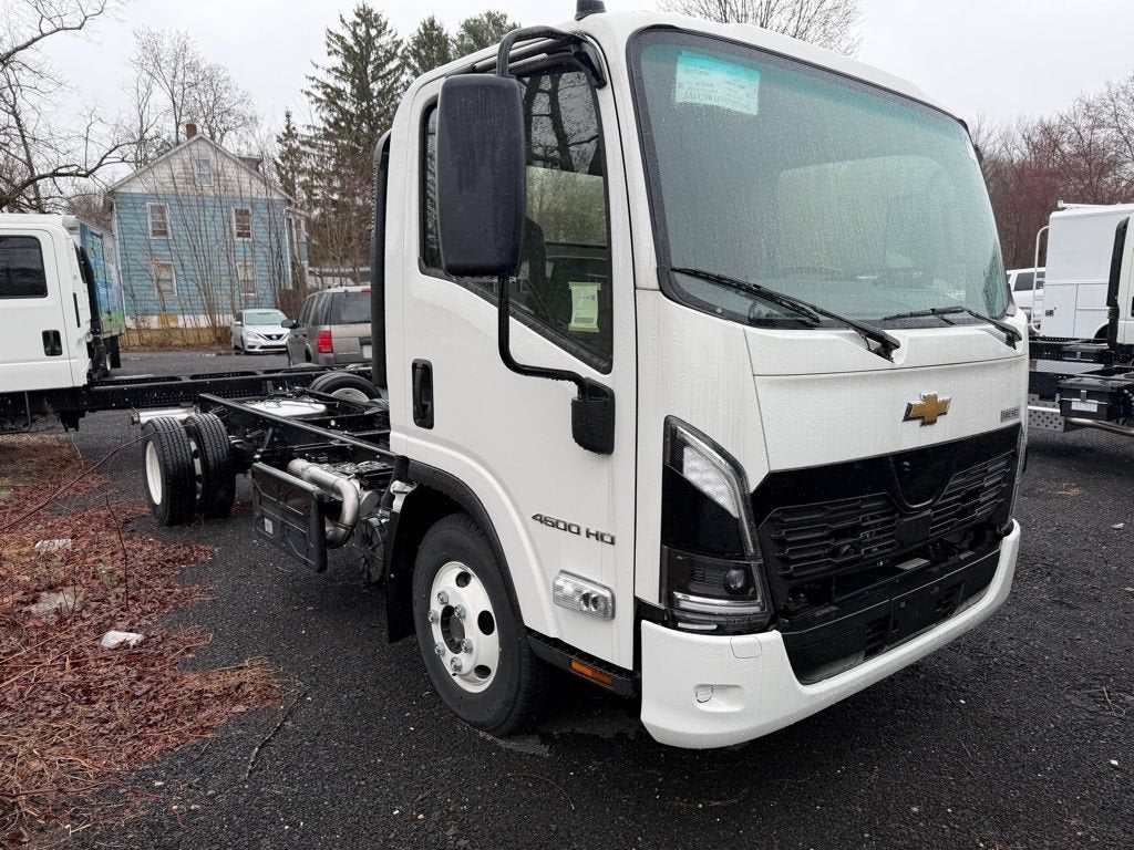 2025 Chevrolet Low Cab Forward 4500 HD Base