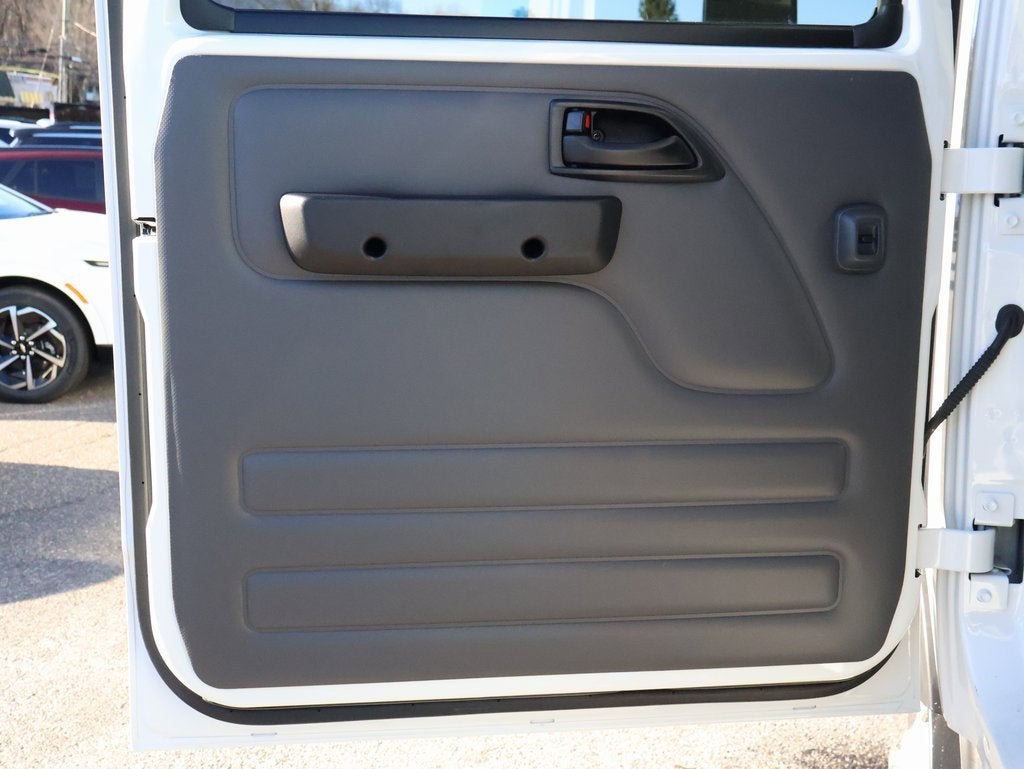 2025 Chevrolet Low Cab Forward 5500 XD Base