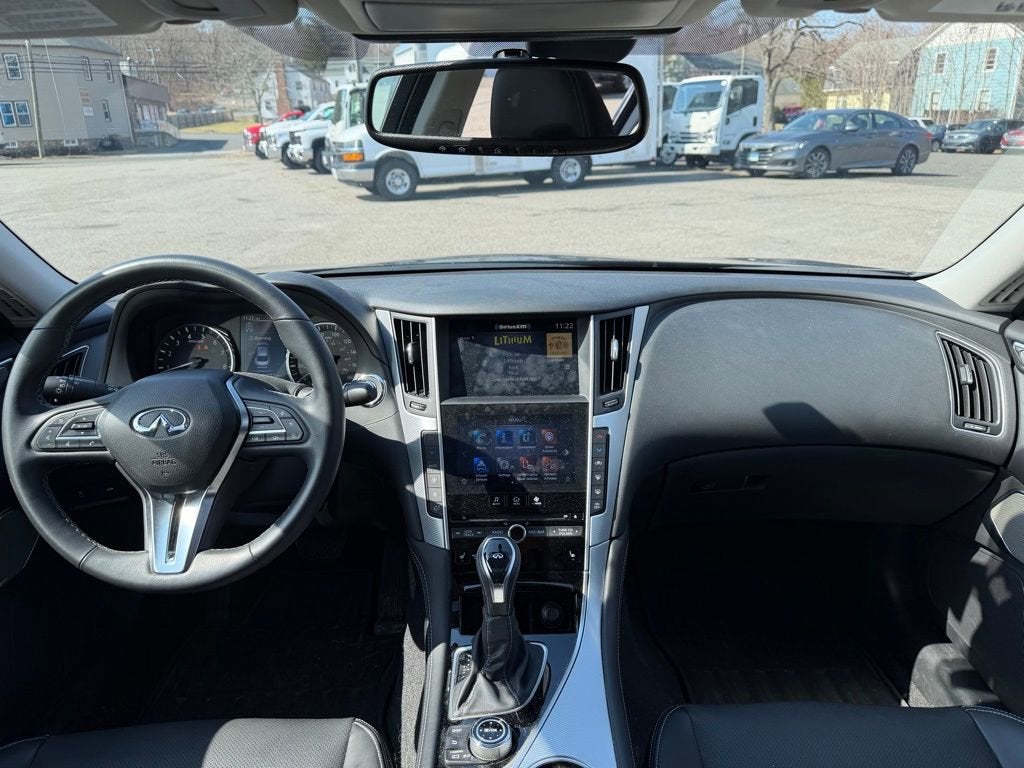 2023 INFINITI Q50 LUXE