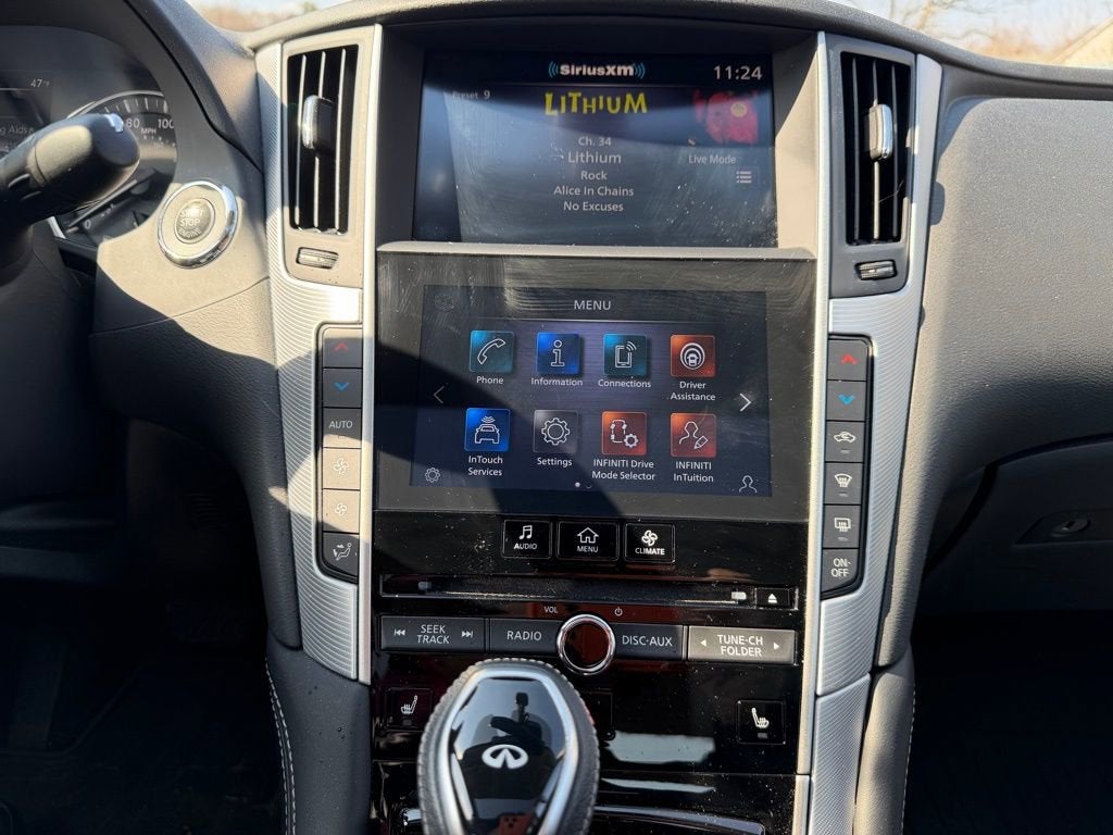 2023 INFINITI Q50 LUXE