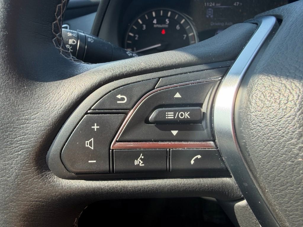 2023 INFINITI Q50 LUXE