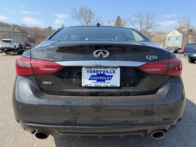 2023 INFINITI Q50 LUXE
