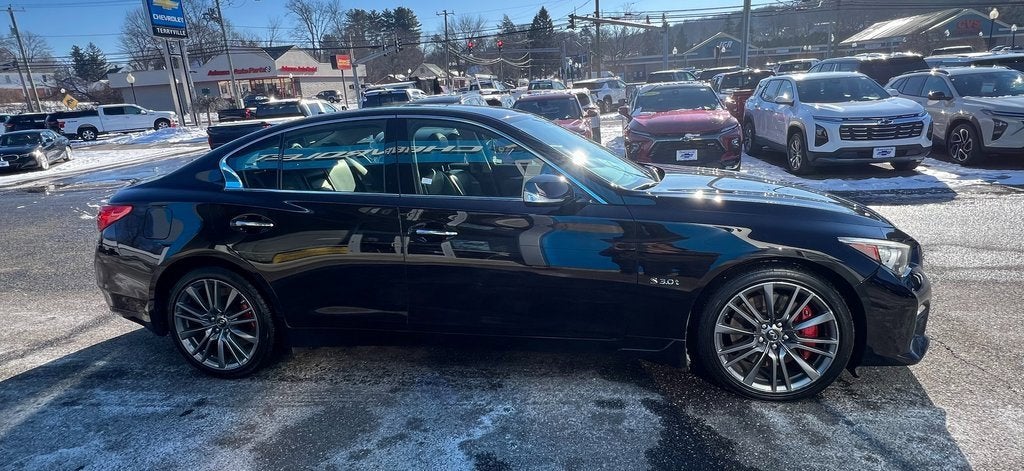 2017 INFINITI Q50 Red Sport 400