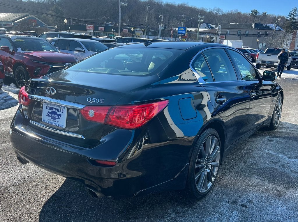 2017 INFINITI Q50 Red Sport 400
